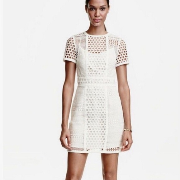 H&M Dresses & Skirts - H&M size 4 white eyelet crochet dress